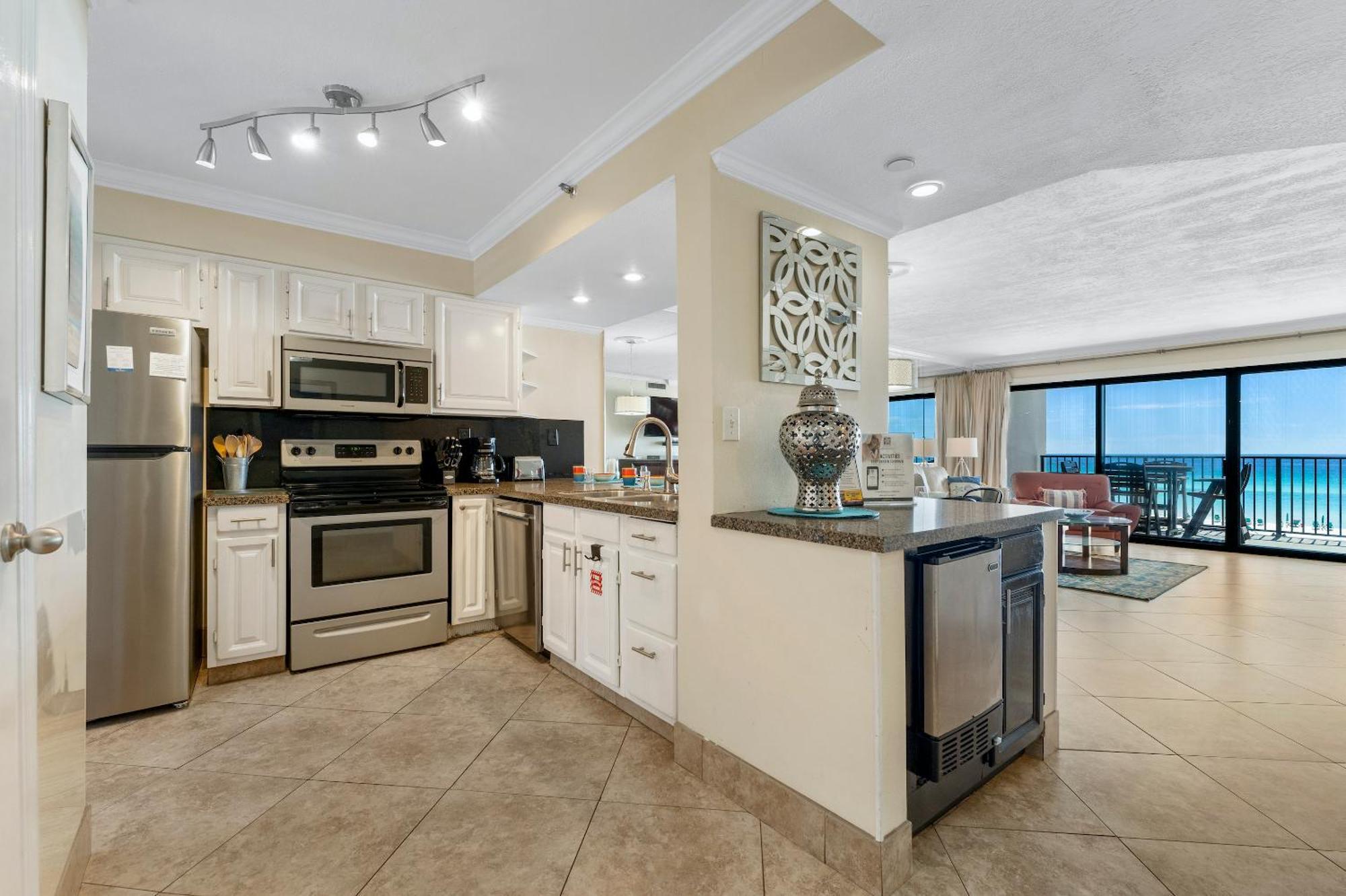 Emerald Towers By Panhandle Getaways Destin Room photo